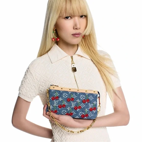 ❌NO LONGER AVAILABLE❌ Louis Vuitton x Takashi Murakami Pochette Accessories - Picture 2 of 15